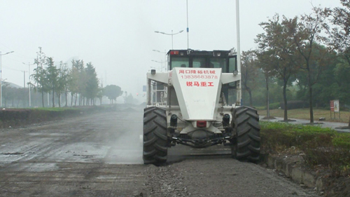 WR2300L，上海青浦大三渣路基冷再生