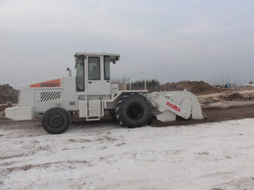 WB25D，長(zhǎng)豐下塘工業(yè)園灰土拌和